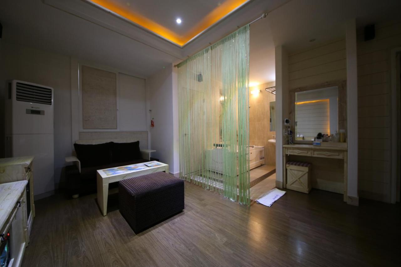 Dubai Hotel Daejeon Exterior foto